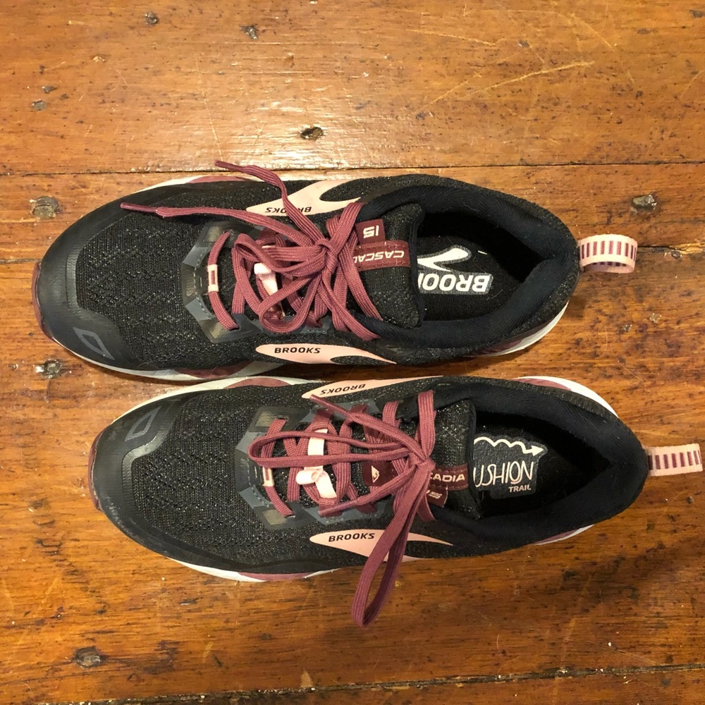 Brooks Cascadia W’s Size 8, very good condition